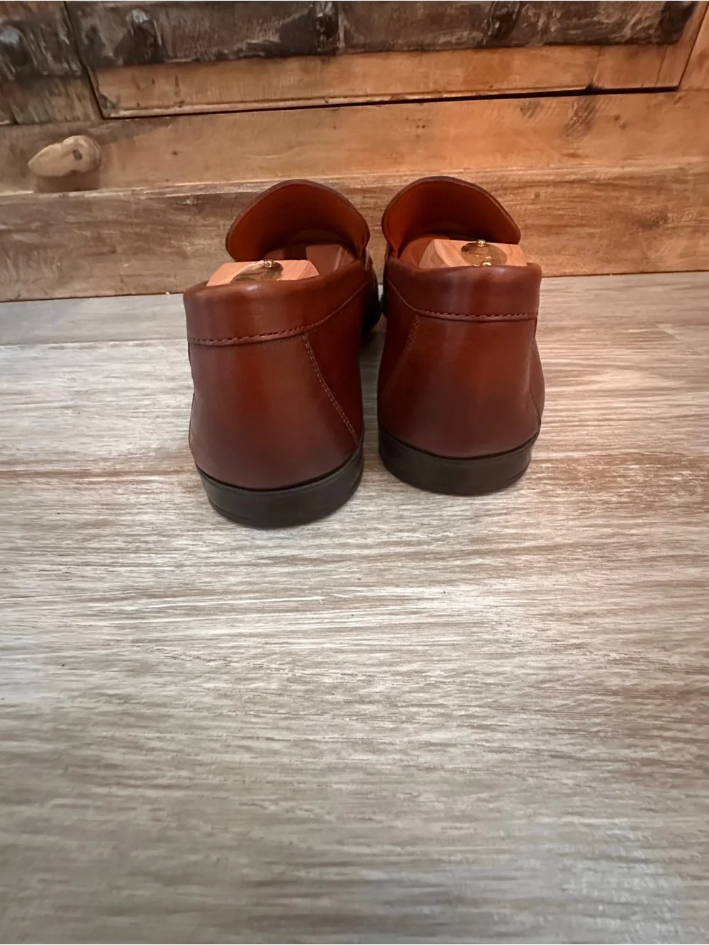 Magnanni Mens Brown Moc Toe Slip-On Casual Loafer Shoes Size 9.5M New Without Bo